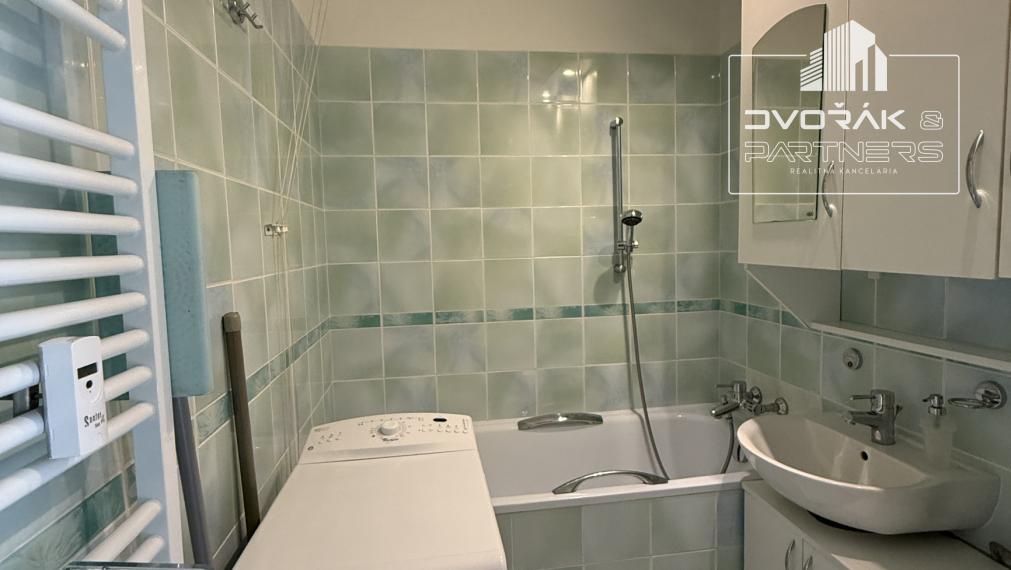 EXKLUZÍVNE!!! Prenájom 1-izbového zariadeného bytu na Tulskej ulici