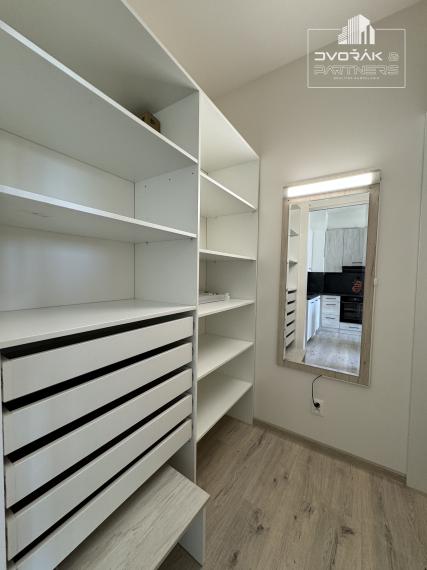 Moderný 1,5-izbový byt v novostavbe Viladom Hurbanova na prenájom