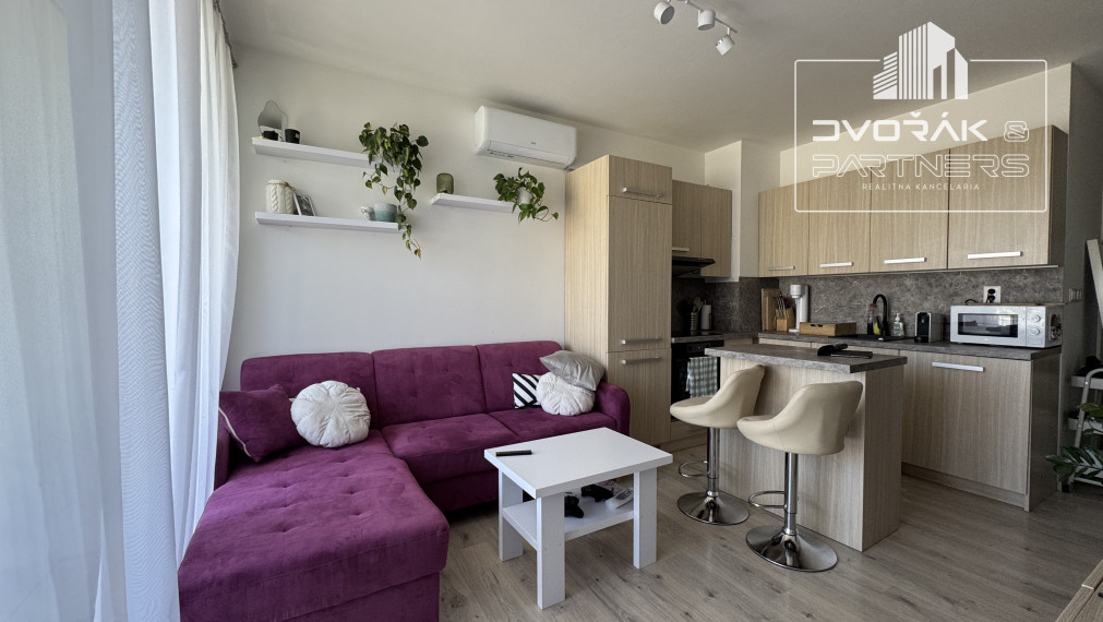 Moderný 1,5-izbový byt v novostavbe Viladom Hurbanova na prenájom