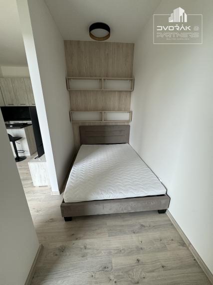 Moderný 1,5-izbový byt v novostavbe Viladom Hurbanova na prenájom