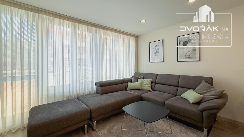 EXKLUZÍVNE!!! Moderný 3 izbový byt na Bakossovej ulici na predaj