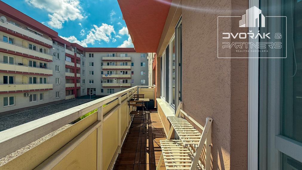 EXKLUZÍVNE!!! Moderný 3 izbový byt na Bakossovej ulici na predaj