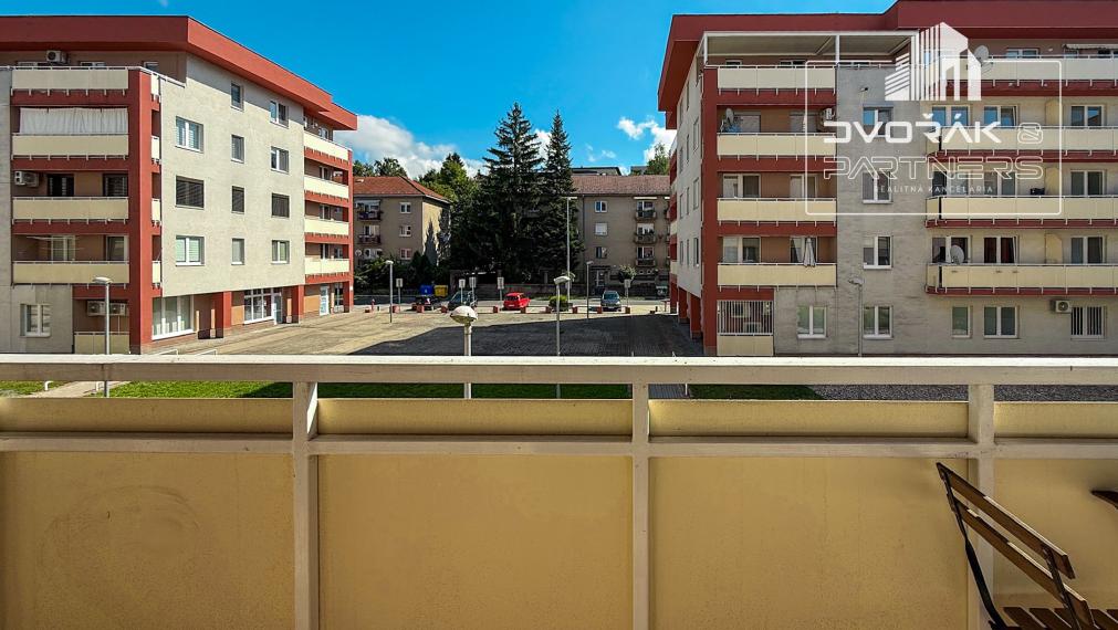 EXKLUZÍVNE!!! Moderný 3 izbový byt na Bakossovej ulici na predaj