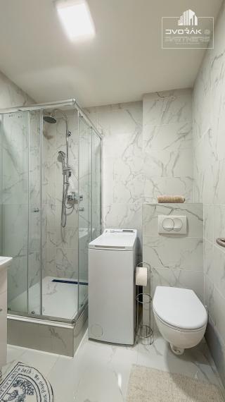 EXKLUZÍVNE!!! 1-izbový byt po kompletnej rekonštrukcii na Podháji na predaj