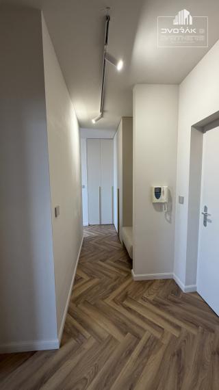 EXKLUZÍVNE!!! Krásny 2-izbový byt v novostavbe v centre mesta na prenájom