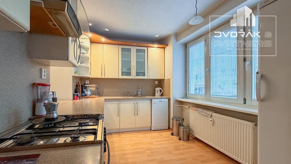 EXKLUZÍVNE!!! 4-izbový byt v centre mesta na Fortničke na predaj