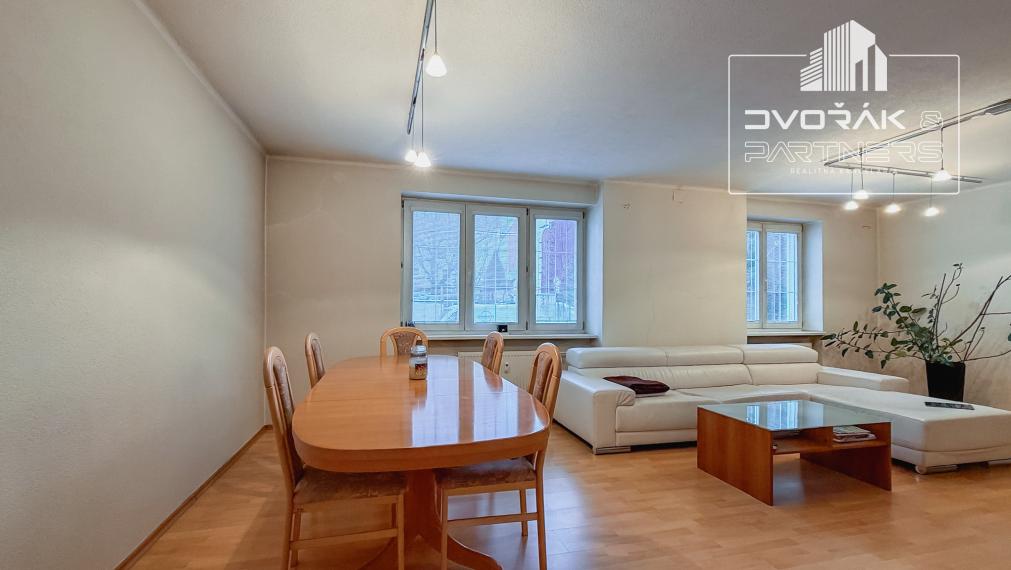 EXKLUZÍVNE!!! 4-izbový byt v centre mesta na Fortničke na predaj