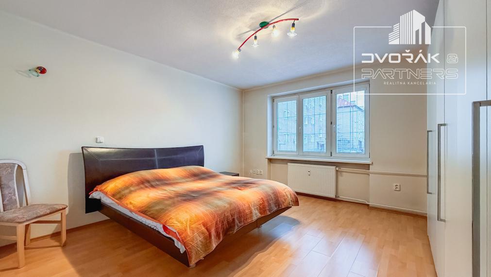 EXKLUZÍVNE!!! 4-izbový byt v centre mesta na Fortničke na predaj