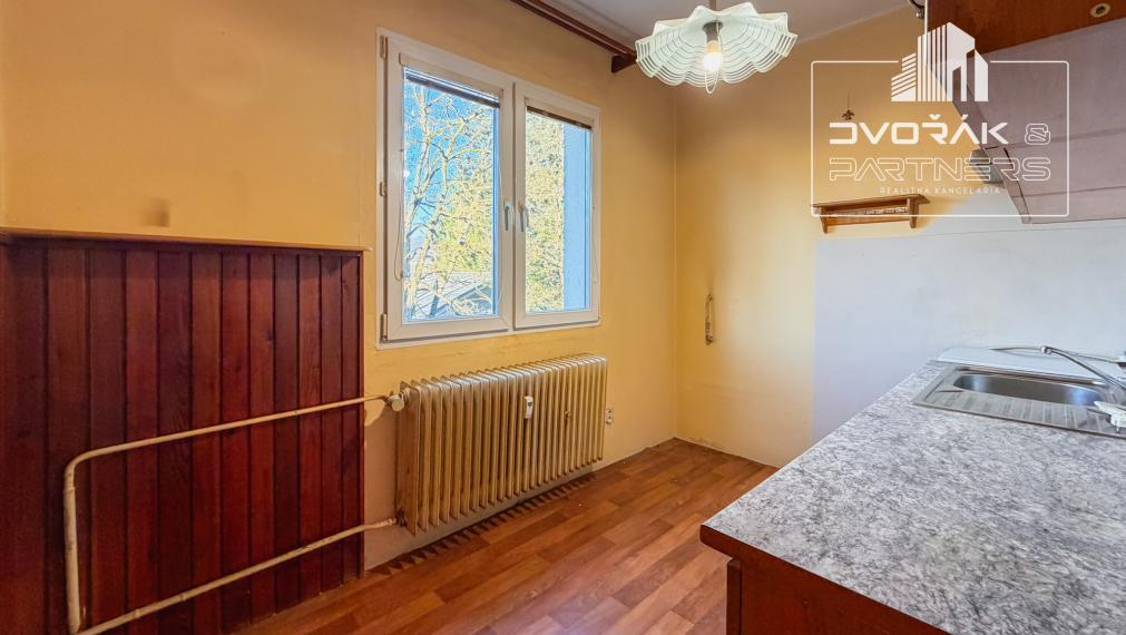 EXKLUZÍVNE!!! 2izbový byt v pôvodnom stave na Sadovej ulici