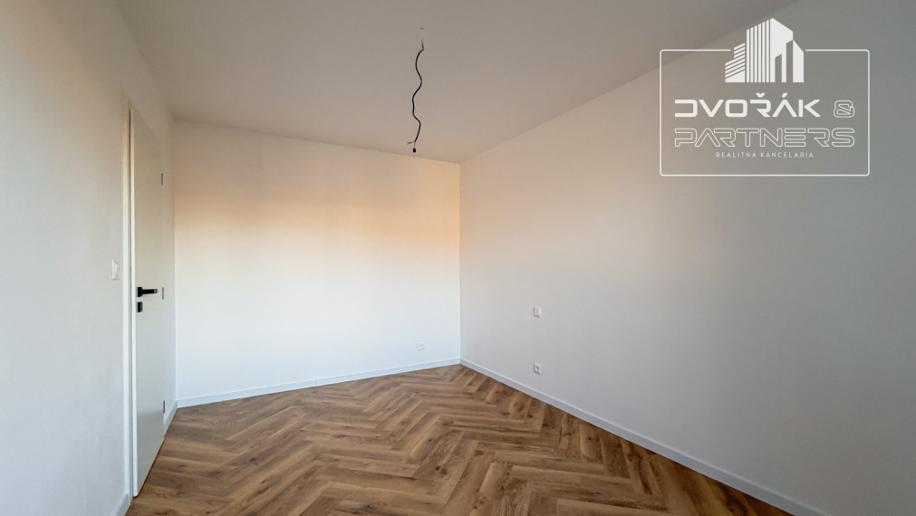 EXKLUZÍVNE!!! 3izbový byt po kompletnej rekonštrukcii na Severnej