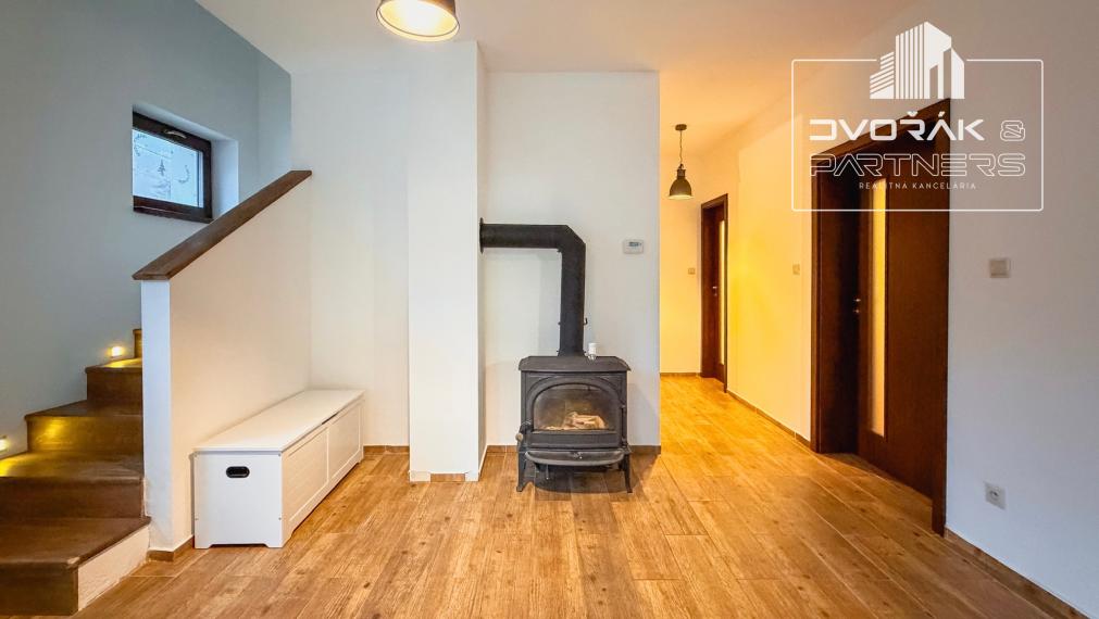 EXKLUZÍVNE!!! Rodinný dom v Malachove na predaj