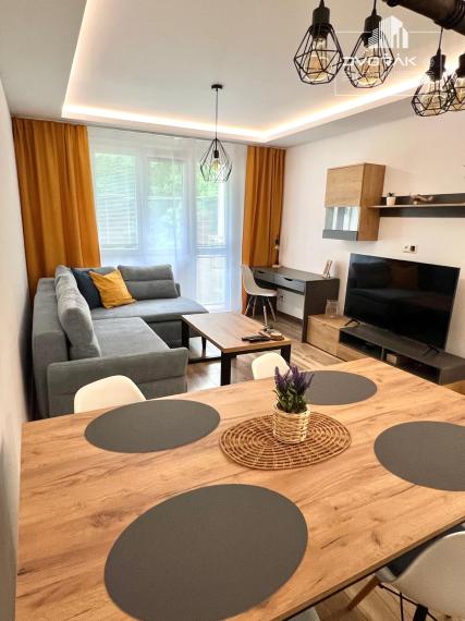 EXKLUZÍVNE!!! Kompletne zrekonštruovaný 2-izbový byt na Švermovej ulici