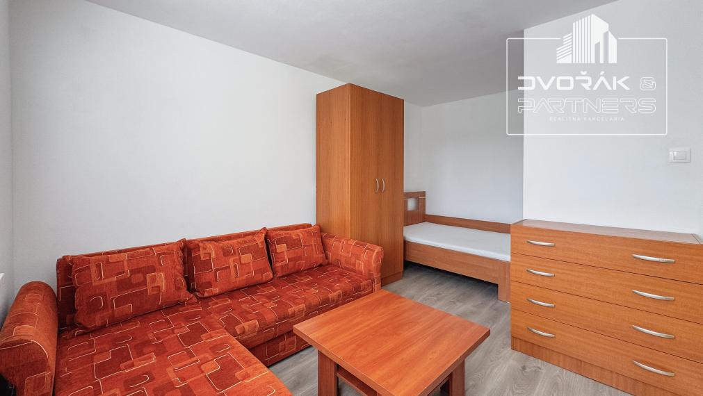 EXKLUZÍVNE!!!  1-izbový byt v Sásovej na prenájom