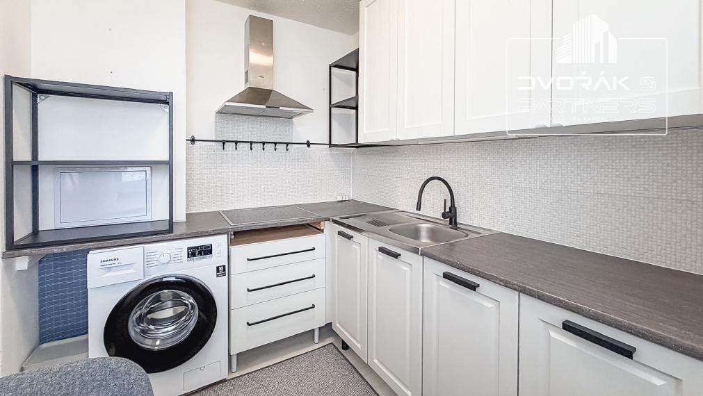 EXKLUZÍVNE!!!  1-izbový byt na Tulskej na prenájom