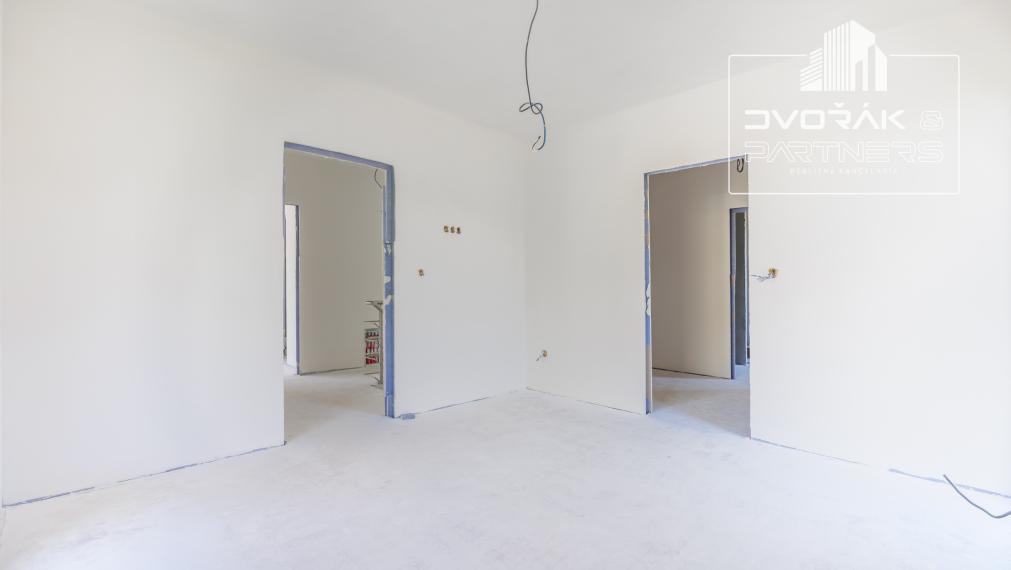 NA PREDAJ / Moderná novostavba rodinného domu 5 min. od Banskej Bystrice