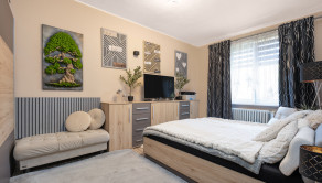 NA PREDAJ / Kompletne zariadený 2-izbový byt v širšom centre mesta - fotografia 3