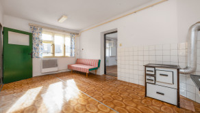 NA PREDAJ / Rodinný dom v obci Predajná - fotografia 5