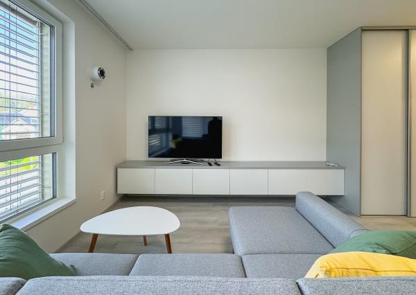 Moderný 2-izbový byt v novostavbe Viladom Hurbanova s parkovacím miestom v garáži na prenájom