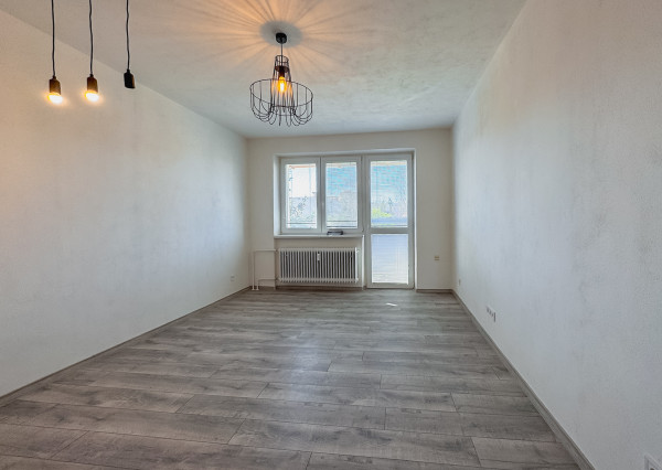 Exkluzívne! Kompletne zrekonštruovaný 3-izbový byt na Mierovej ulici na predaj