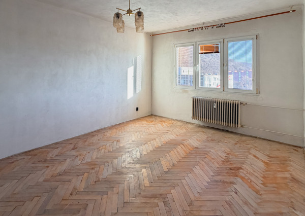 EXKLUZÍVNE!!! 2izbový byt v pôvodnom stave na Sadovej ulici