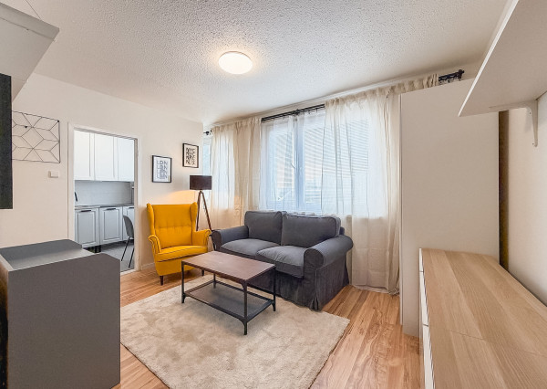 EXKLUZÍVNE!!!  1-izbový byt na Tulskej na prenájom