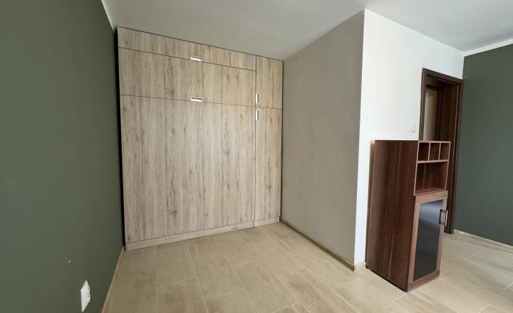 NA PRENÁJOM /  1-izbový zariadený byt na Severnej - fotografia 3