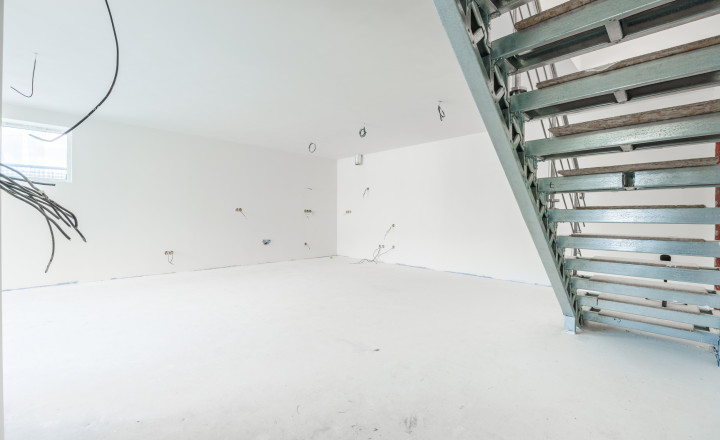NA PREDAJ / Moderná novostavba rodinného domu 5 min. od Banskej Bystrice - fotografia 9
