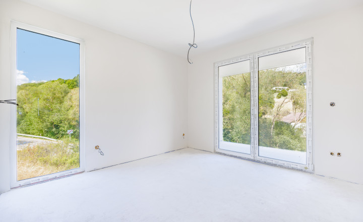 NA PREDAJ / Moderná novostavba rodinného domu 5 min. od Banskej Bystrice - fotografia 4